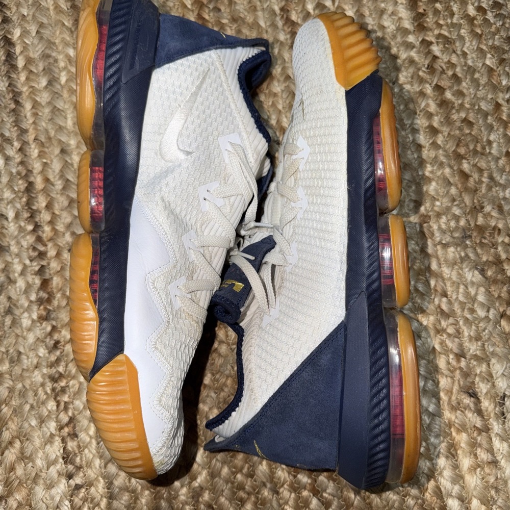 Nike LeBron 16 XVI Low 'USA' Men's Size 15